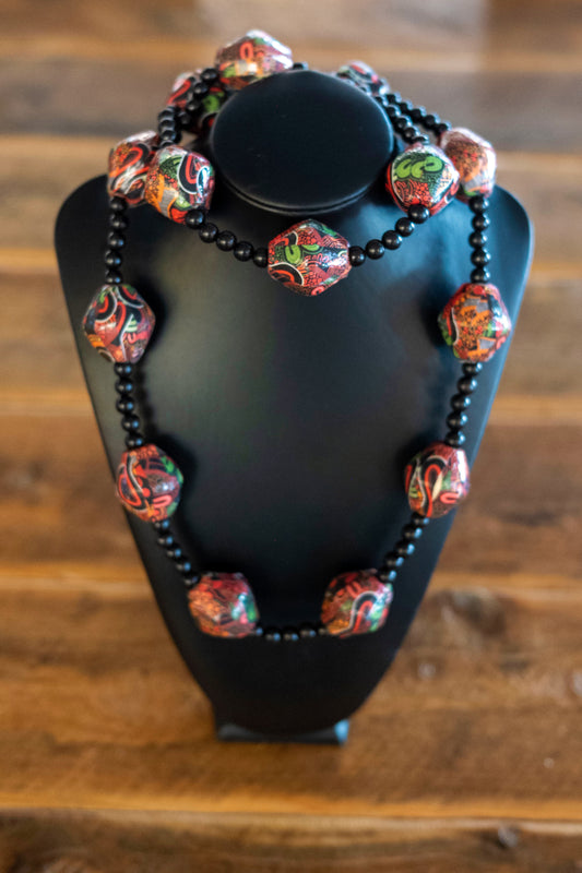 Paper and wooden bead necklace bead necklace